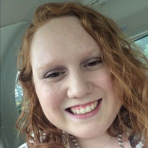 Meet your Posher, Elena